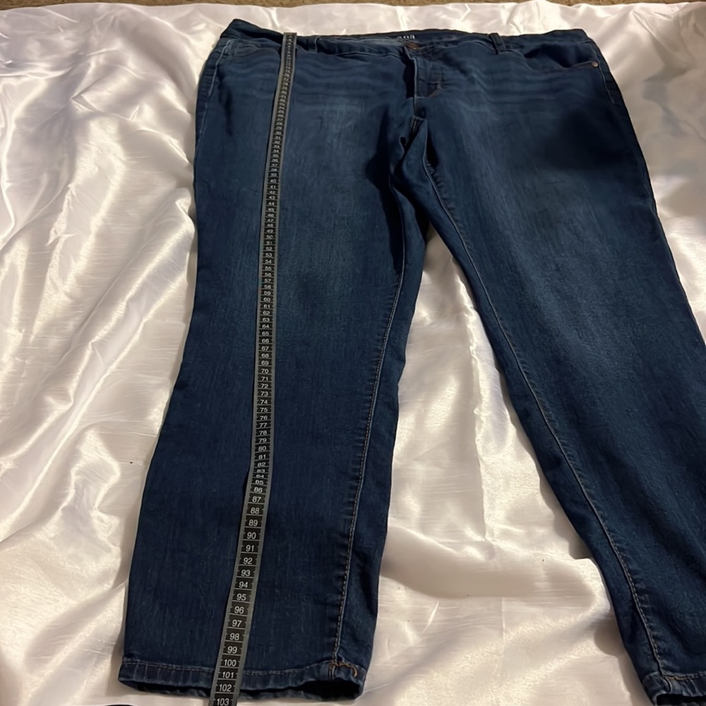 Plus size Jeans - Picture 2 of 11